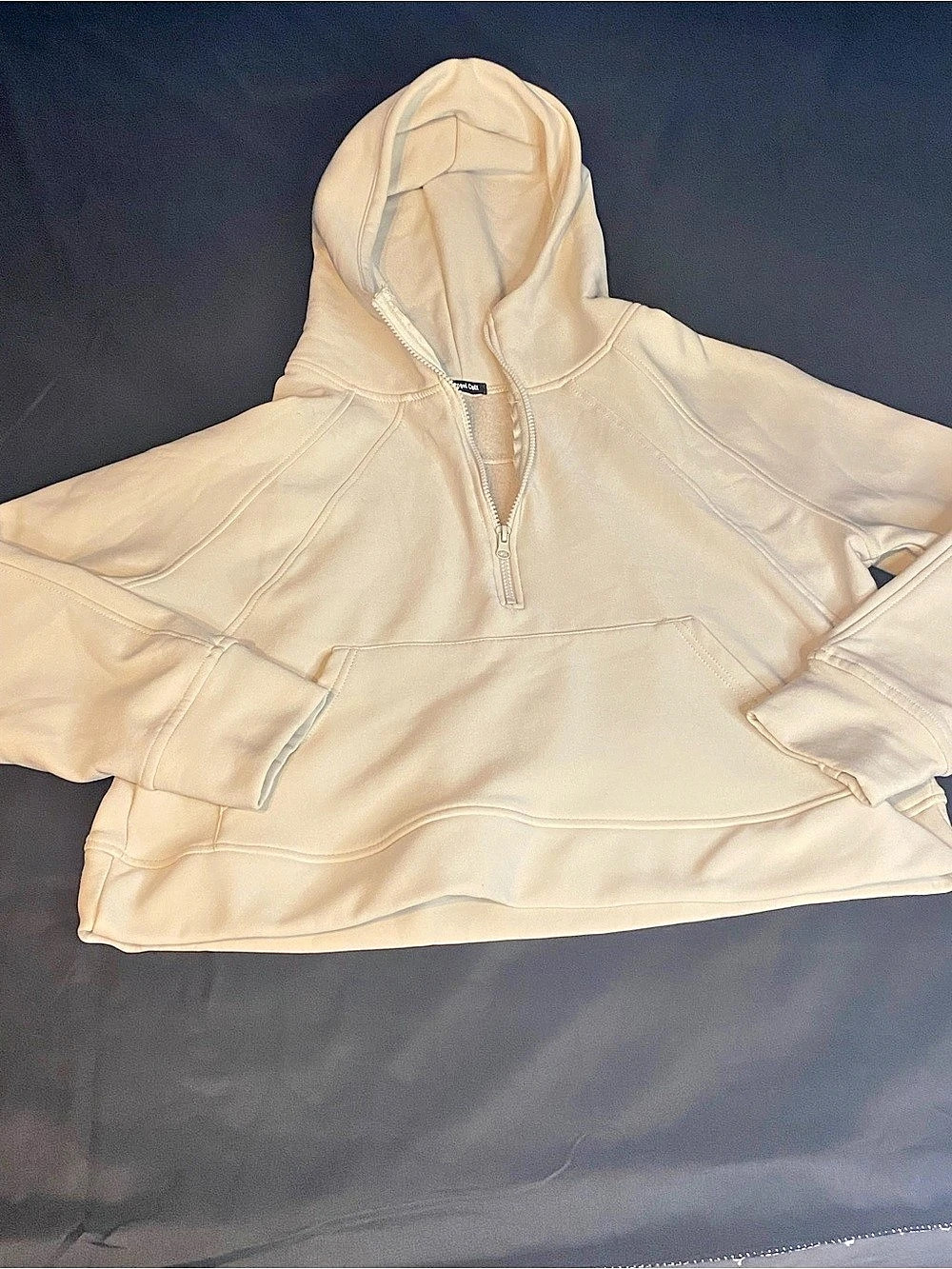 Angel Cult Cream Cropped Hoodie Like New Size M.